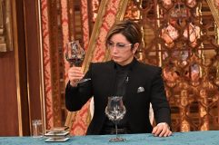 GACKT『芸能人格付けチェック！』お正月SPに“マル秘パートナー”と参戦！ 「正月にやる番組じゃないですよ」