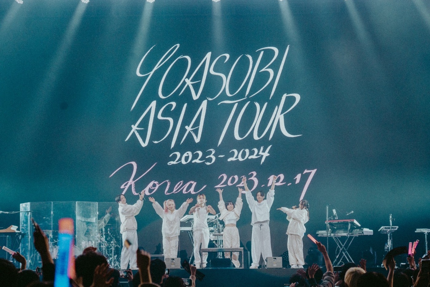 【ライブレポート】YOASOBIの韓国ワンマン公演が大盛況！「たくさんの愛を感じて、私たちも楽しくて仕方がないライブでした」 - 画像一覧（11/11）