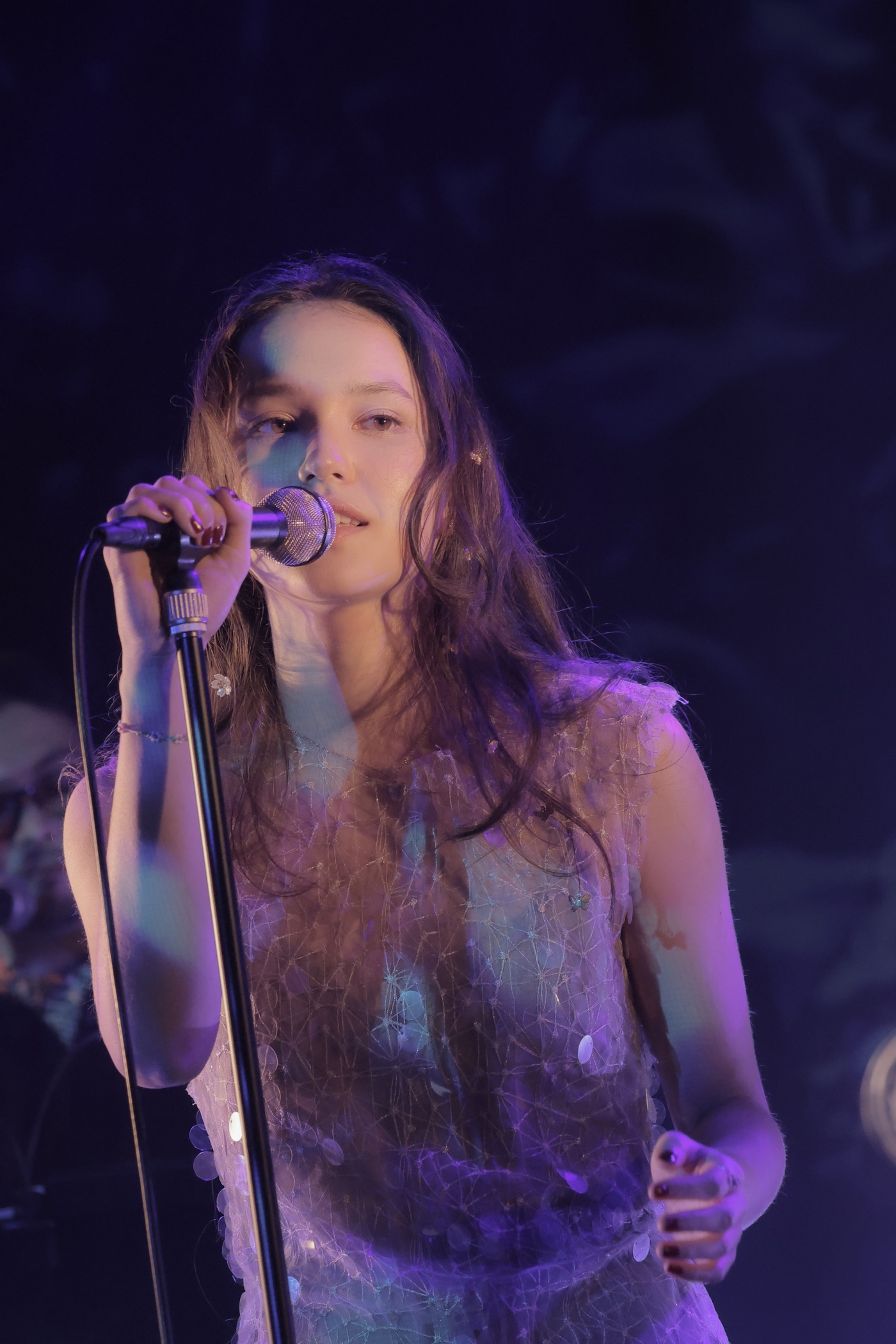 【ライブレポート】Hana Hope、メジャーデビュー後初のワンマンライブで華やいだ芳醇なる歌声を披露