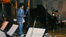 川崎鷹也、9⼈の演奏家ライバーと「魔法の絨毯」「FLY HIGH」をオーケストラバージョンで披露 - 画像一覧（22/27）