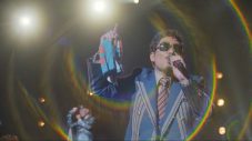 鈴木雅之、『NHK紅白歌合戦』で歌唱する「め組のひと」の最新ライブ映像公開 - 画像一覧（4/5）
