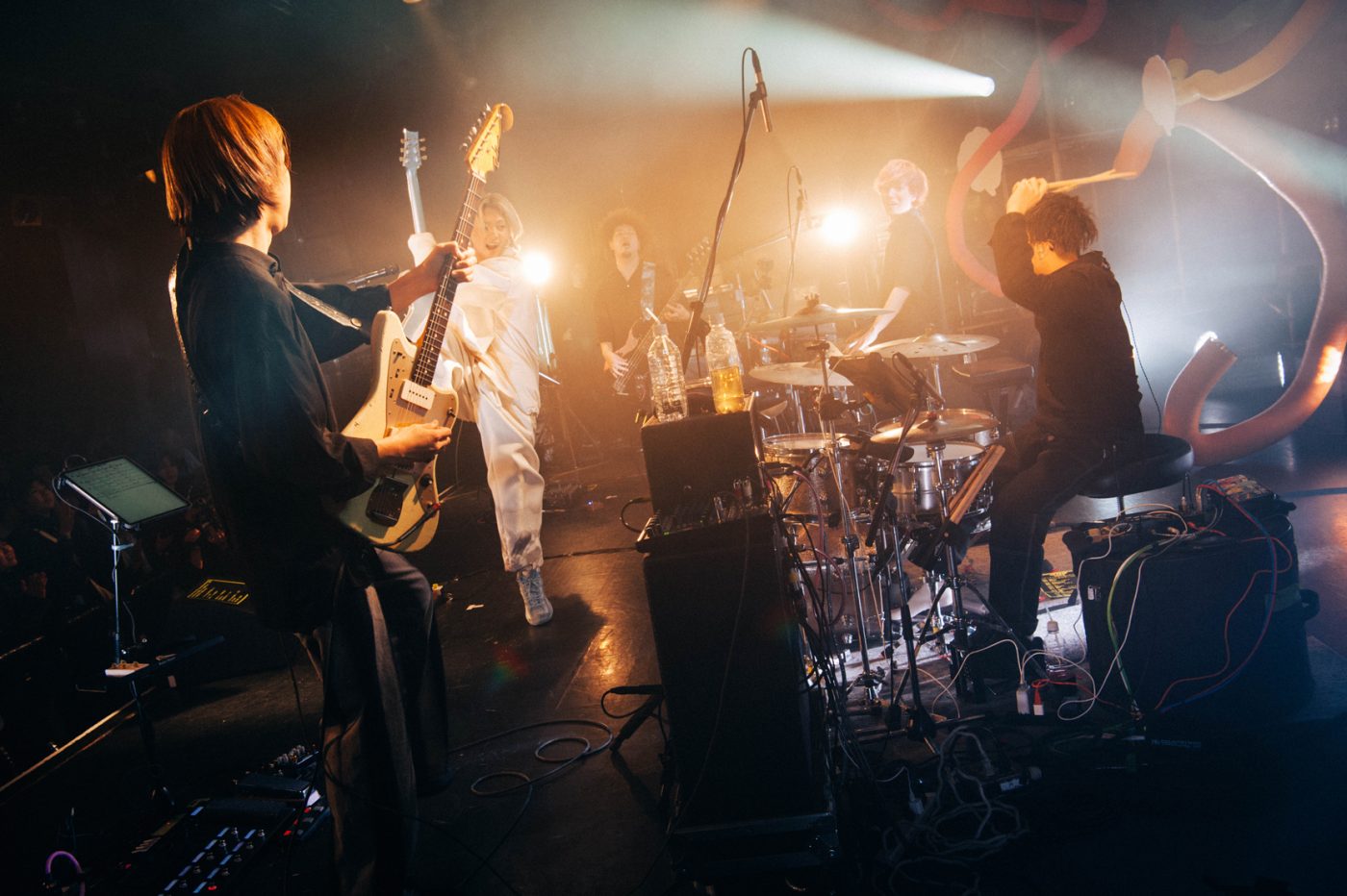 【ライブレポート】くじらが3rdワンマンライブで見せた成長と、オーディエンスと共有したかった想い - 画像一覧（6/7）