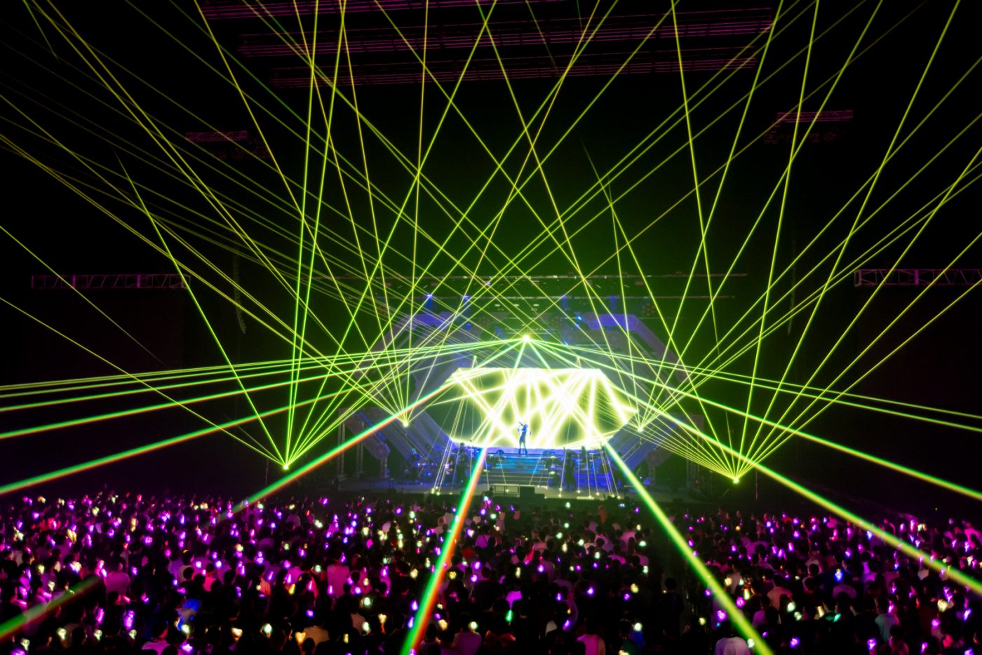 【ライブレポート】LiSAが約4年分の想いとツアーで培ったパワーを全開放した『LANDER』ツアーファイナルの熱気 - 画像一覧（6/15）