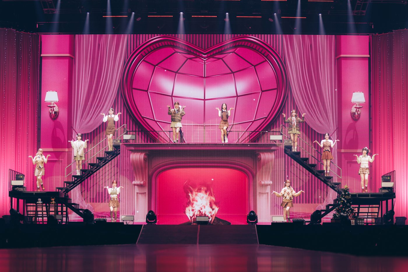 【ライブレポート】ME:Iが年内ラストのファンコンサート開催！「こうして1年の締めくくりができてうれしい」 - 画像一覧（2/10）