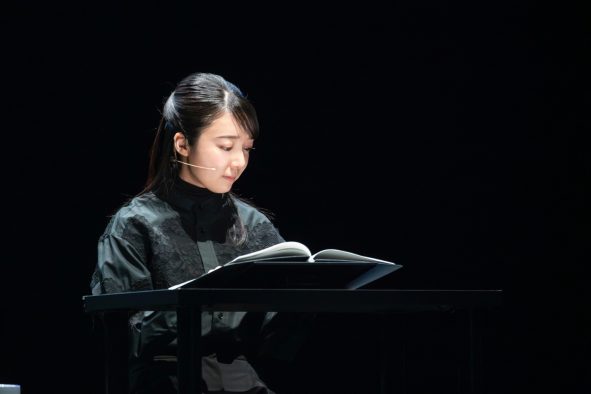 【レポート】上白石萌音の朗読に観客が涙。ミセス大森元貴の絵本『メメント・モリ』朗読劇のレポ公開