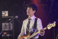 堺雅人がスーツ姿で全力疾走＆バンド演奏！怒髪天「オトナノススメ」を起用したマクドナルド新CM放映開始 - 画像一覧（25/30）