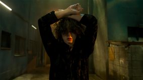 STARGLOW YouTube企画「SG LAB」第2弾公開！RUIが妖艶な照明演出のなかでパフォーマンス