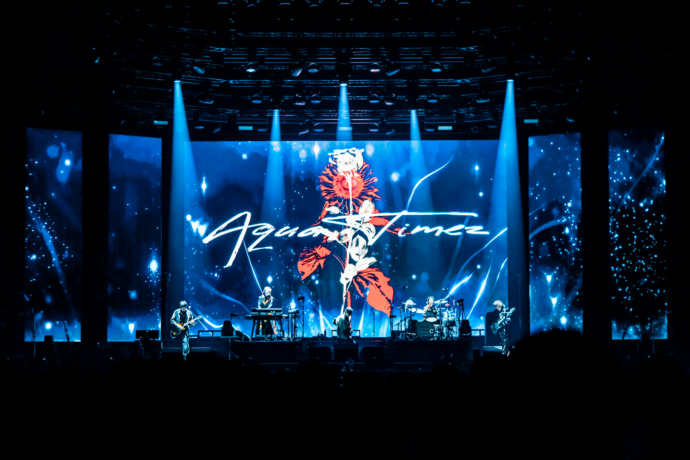 【ライブレポート】Aqua Timez ラストライブ開催！「本当に幸せをたくさんもらいました。本当にありがとうございました」（太志）