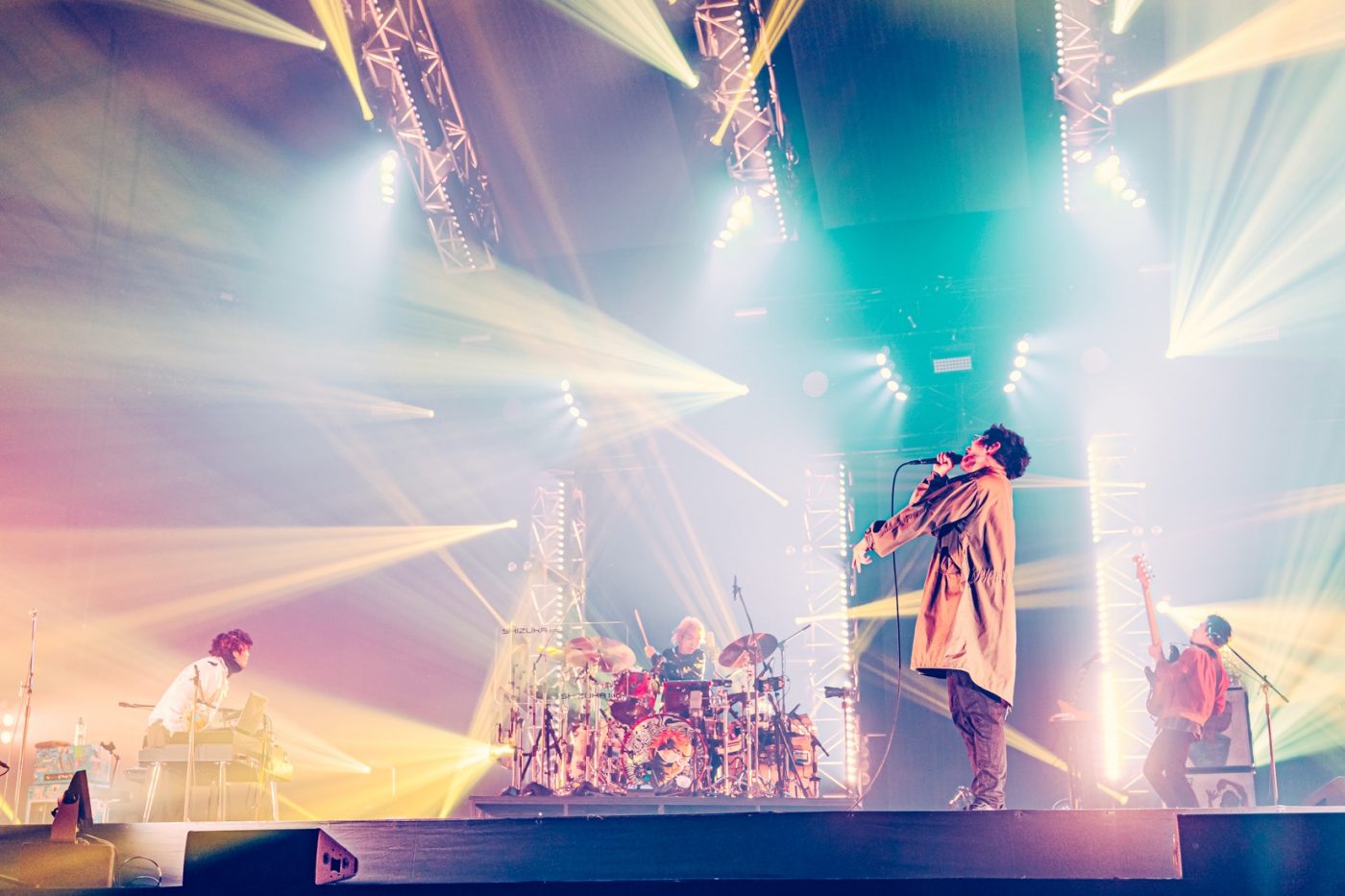 King Gnu、全国アリーナツアー『King Gnu Live Tour 2021 AW』を完走！ 最新曲「一途」をライブ初解禁 - 画像一覧（19/19）