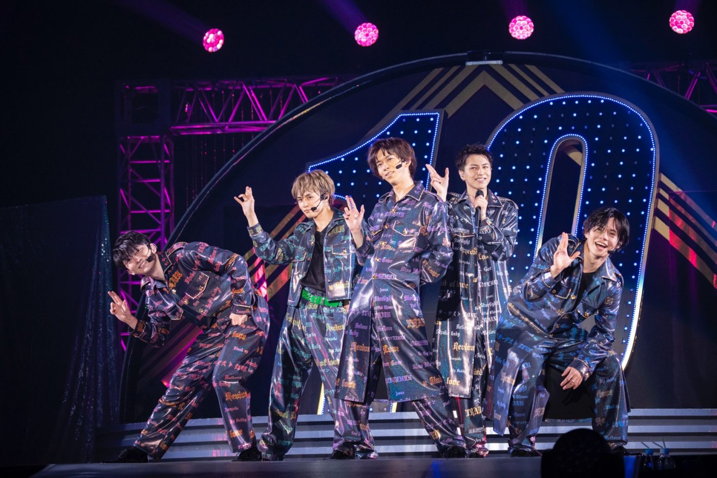 超特急、結成10周年を祝うスペシャルワンマンを大阪城ホールにて開催