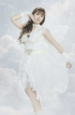 ももクロ・佐々木彩夏、2021年のソロコンサート映像化決定！ “あーりん美術館”の模様を完全収録