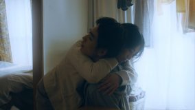 Uru、日曜劇場『マイファミリー』主題歌「それを愛と呼ぶなら」MV公開