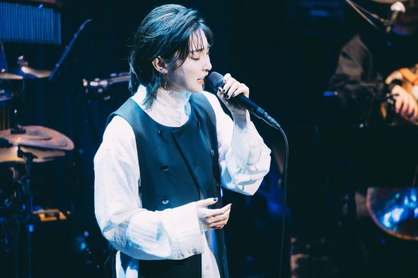 家入レオ、自身初のビルボードライブツアー盛況にて終了！ 未発表の新曲も披露