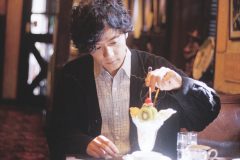 稲垣吾郎、主演映画『窓辺にて』のティザービジュアル＆場面写真解禁！ 映画公開日も決定