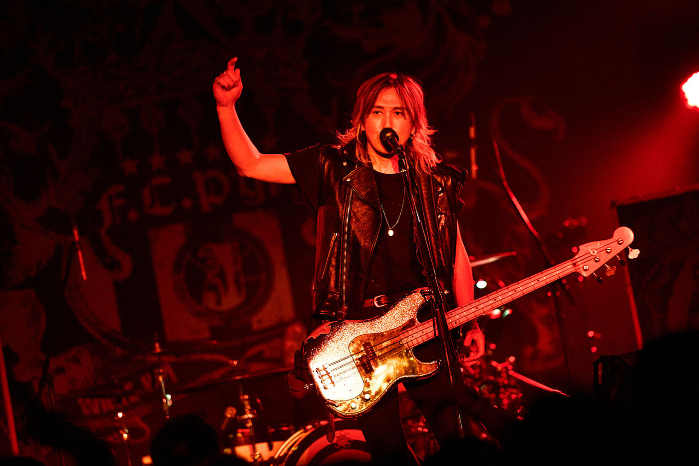 J、毎年恒例のカウントダウンライブで2023年の幕開けを告げる