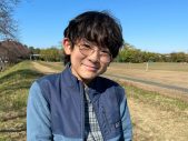 キンプリ・岸優太主演ドラマ『すきすきワンワン！』、主人公の少年時代の親友役に亀井海聖（Boys be/関西ジャニーズJr.） - 画像一覧（2/3）