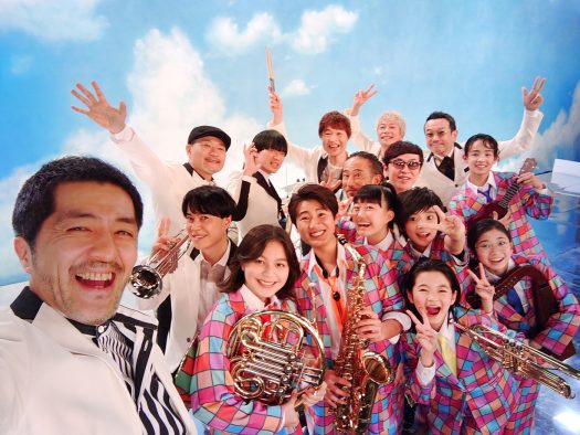 スカパラ×てれび戦士（Eテレ『天才てれびくんhello,』）、コラボ曲「七人だからレインボー」配信リリース決定