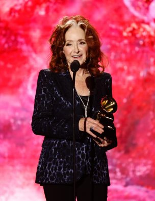 『第65回グラミー賞(R)』年間最優秀楽曲をボニー・レイット、年間最優秀レコードをリゾが受賞