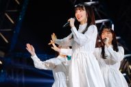 日向坂46、初の4期生単独公演『おもてなし会』を開催。“声出し解禁”ライブにファン大歓声 - 画像一覧（18/26）