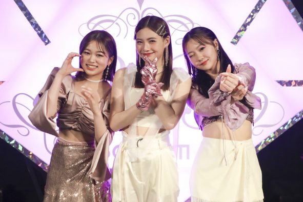 iScream、グループ初の東名阪ライブで“決起会”を開催。新曲リリース発表も