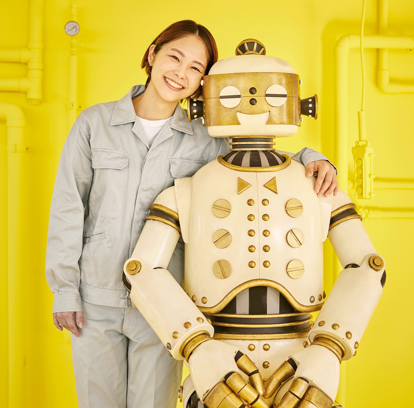 スピッツ、アルバム『ひみつスタジオ』ジャケットにjunaidaデザインのロボットが登場 - 画像一覧（2/2）