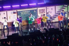 BUDDiiS、初のスペシャルイベント『バディフェス !!』を開催。舞台は“高校の教室”