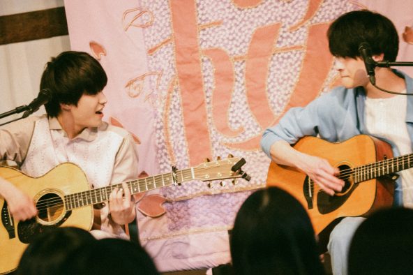 さくらしめじ、＜早春＞ツアー川越公演ライブレポ到着！ 「生の音楽の良さを伝えるのが僕らの使命」