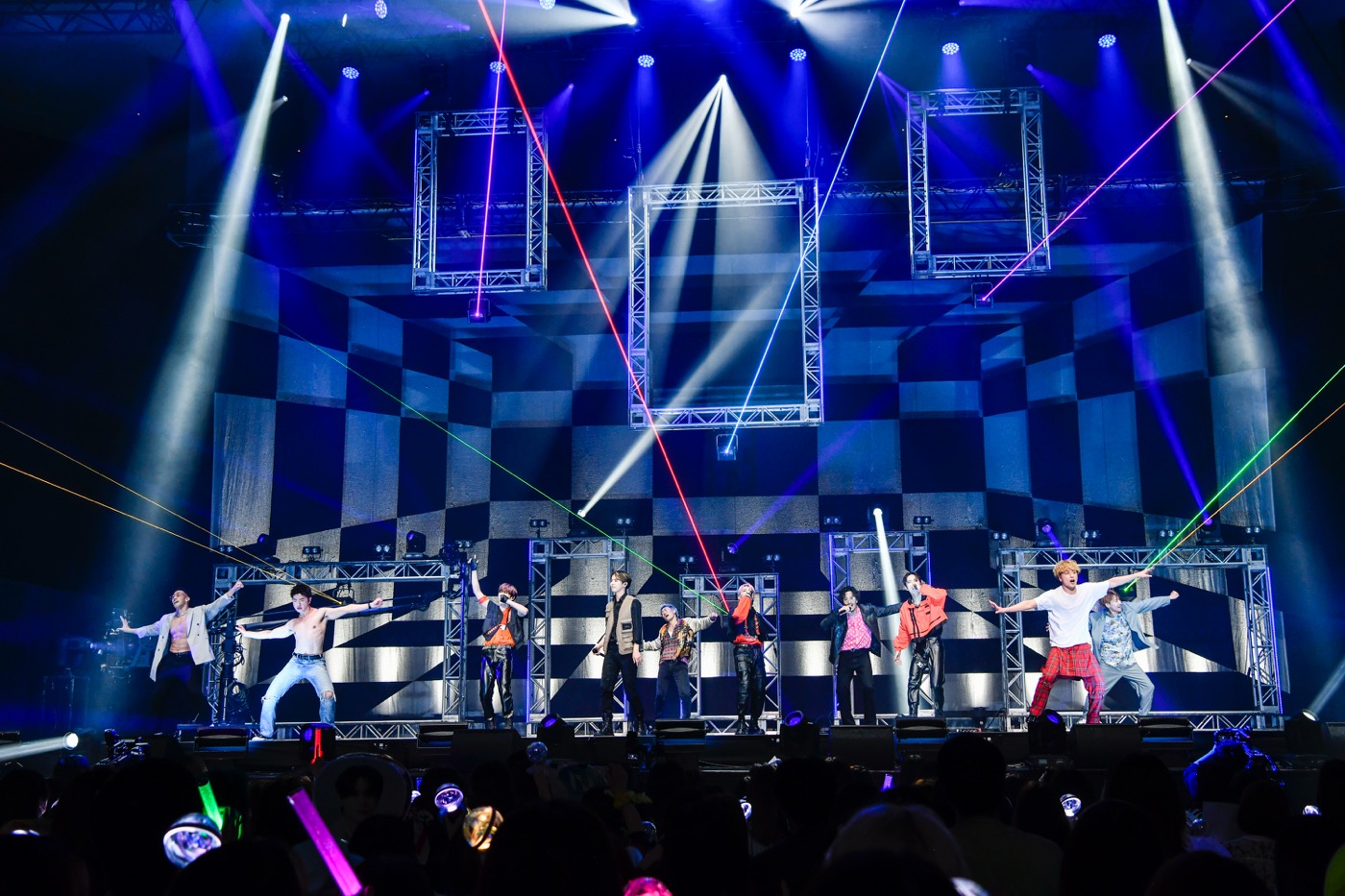 【レポート】『TOKYO FM LIVE INCLUSION』GENERATIONSステージにINIメンバーが登場 - 画像一覧（15/26）