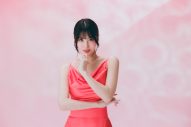 TWICE・MOMO、「SmartNews」のWEB限定新CMに登場！ インタビューも掲載 - 画像一覧（1/1）