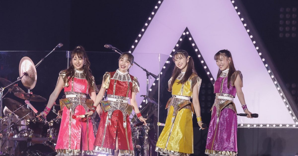 ももいろ レポート】ももいろクローバーZ、15周年記念ライブを開催。新曲