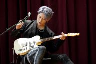 【レポート】MIYAVI、「フェンダー」チャリティスクールイベントに登場。奈良の小中学生にスペシャルレッスン - 画像一覧（5/13）