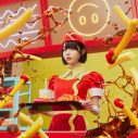 【あのちゃん】ano、新曲「スマイルあげない」を配信リリース！ ポップで病みつきになるMVも公開 - 画像一覧（2/2）