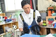 NEWS・小山慶一郎＆加藤シゲアキ、綾小路翔と“ヤン車”の美学を詰め込んだプラモデルをメイキング - 画像一覧（2/4）