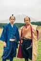 大河ドラマ『どうする家康』主演の松本潤、信長役の岡田准一が富士山で「おもてなし」のシーンを振り返る - 画像一覧（8/8）