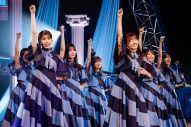 【ライブレポート】日向坂46、影山優佳の卒業セレモニーで笑顔と涙。「後輩！ これからを頼んだぞ！」 - 画像一覧（16/31）