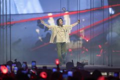 【ライブレポート】SUGA（BTS）、アンコールコンサートで3万8,000人の観客とひとつに