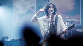 ねぐせ。「愛してみてよ減るもんじゃないし」ライブ映像公開！ 初となる日本武道館公演タイトルも発表