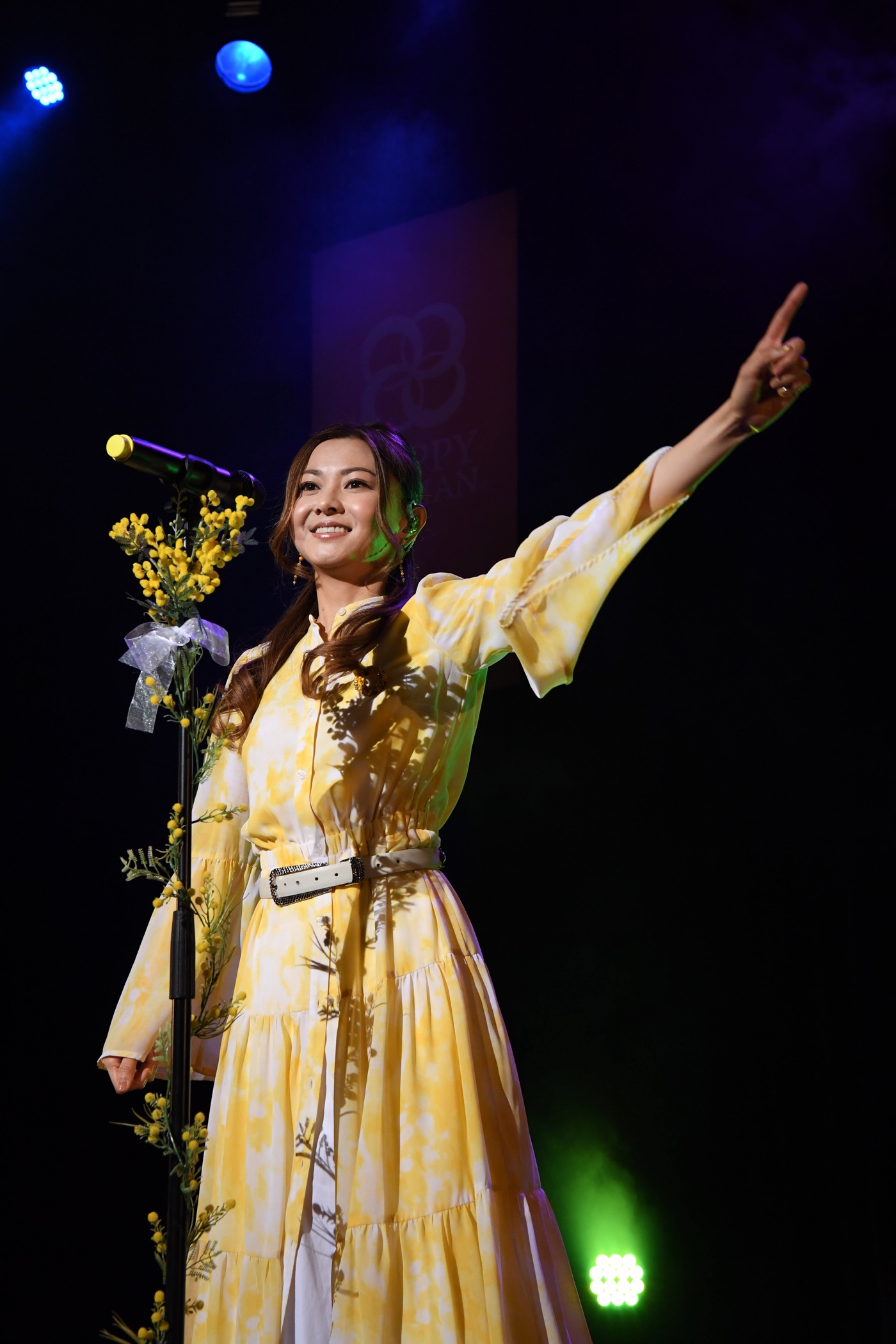 【レポート】倉木麻衣「国際女性デー」イベントで、テーマソング「WE ARE HAPPY WOMEN」を歌唱