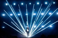 【ライブレポート】SHINeeテミンのソロライブ『METAMORPH in Japan』に幕！宙づりステージで観客を圧倒 - 画像一覧（2/11）