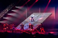 【ライブレポート】SHINeeテミンのソロライブ『METAMORPH in Japan』に幕！宙づりステージで観客を圧倒 - 画像一覧（11/11）