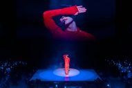 【ライブレポート】SHINeeテミンのソロライブ『METAMORPH in Japan』に幕！宙づりステージで観客を圧倒 - 画像一覧（7/11）