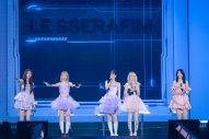 【ライブレポート】LE SSERAFIM、日本初ファンミーティングが神戸よりスタート！多彩な演出でファンを魅了 - 画像一覧（2/7）