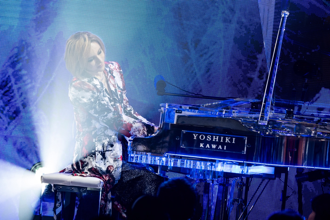 YOSHIKI世界一豪華なディナーショー完走！X JAPAN PATAとの共演や『24時間テレビ47』サプライズ出演も - 画像一覧（2/20）
