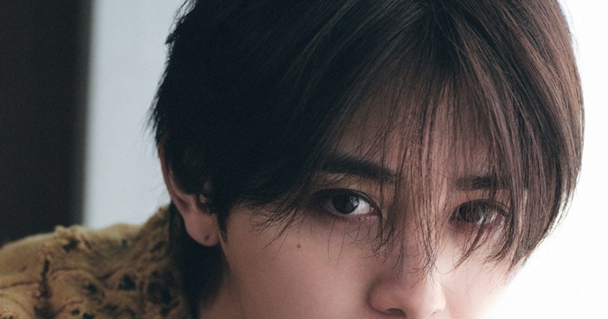 山田涼介『VOCE』3月号通常版厚紙ピンナップに登場！特別版表紙は加藤