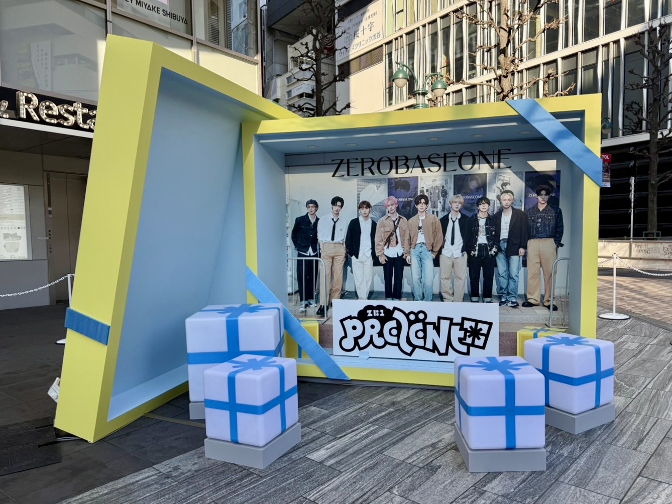 ZEROBASEONE、渋谷パルコに大型アートオブジェが登場 - 画像一覧（2/2）