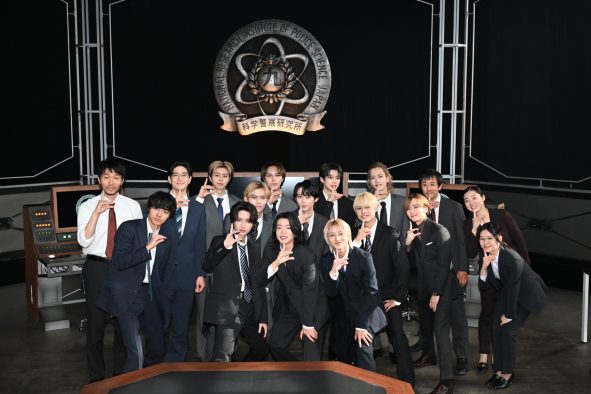 BUDDiiSがドラマ『秘密』撮影現場を訪問！スーツ姿で「第九に入りたくて…」