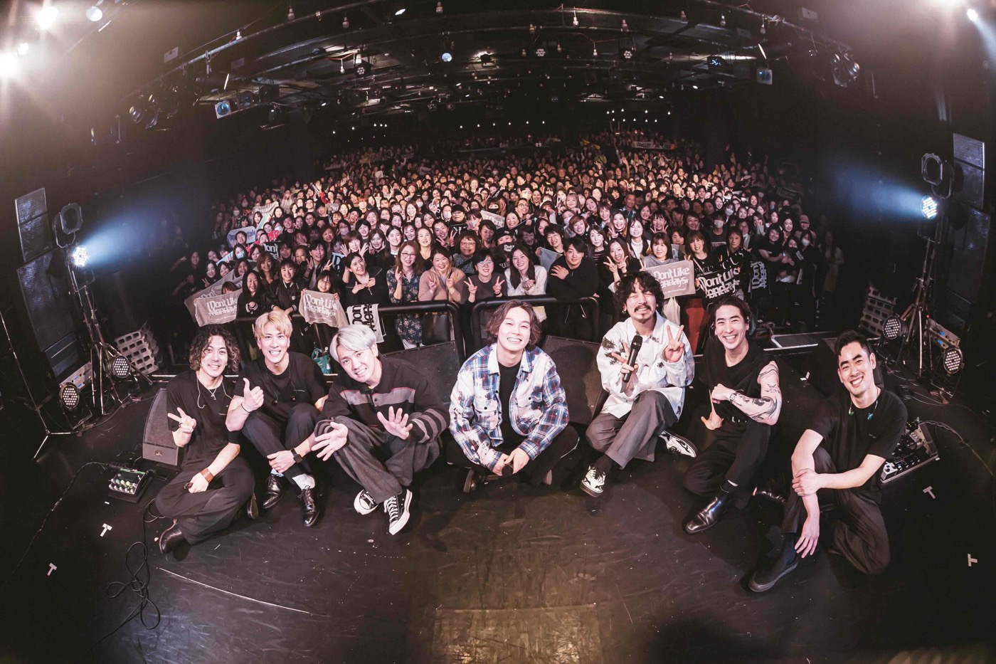 【ライブレポート】I Don’t Like Mondays.とOmoinotakeが対バン！「ずっと怖いお兄さんたちだと思ってました」 - 画像一覧（1/4）