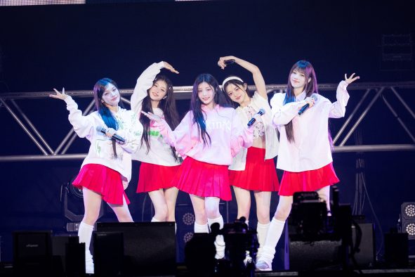 【ライブレポート】ILLIT『BEAT AX Vol.6』で最新曲「Almond Chocolate」を初披露！かわいさいっぱいのステージで魅了