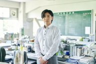SixTONES京本大我、原菜乃華主演映画『見える子ちゃん』に謎めいた高校教師役で出演決定 - 画像一覧（1/1）