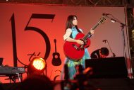 【ライブレポート】miwa、デビュー15周年を記念した原点回帰の路上ライブで2,000人が熱狂 - 画像一覧（5/16）